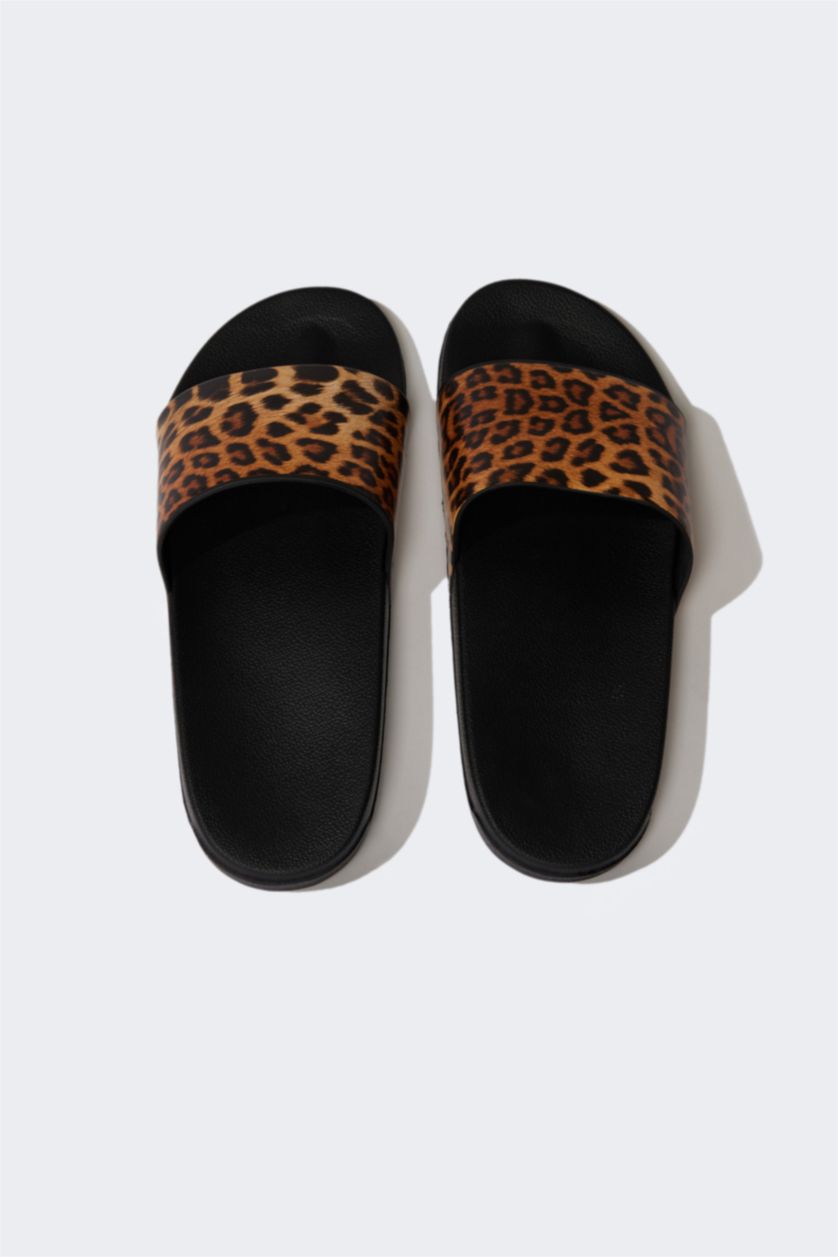 Kadın Siyah Kadın Düz Taban Leopar Desenli Tek Bantlı Eva Terlik