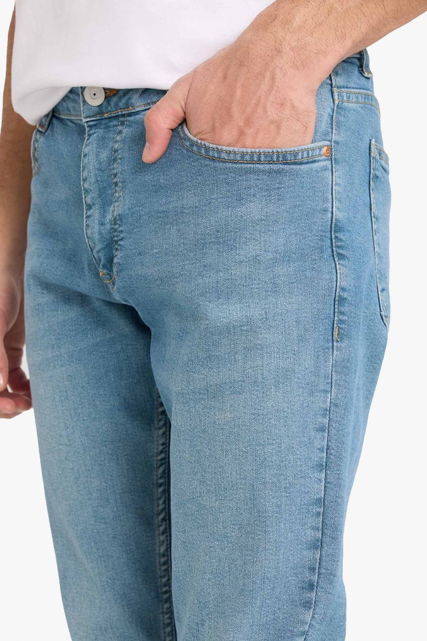 MAN Light Green Pedro Slim Fit Jeans