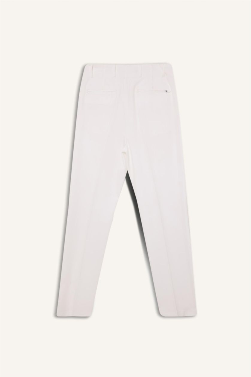 Kadın Beyaz Standart Fit Nervürlü Premium Dokuma Pantolon