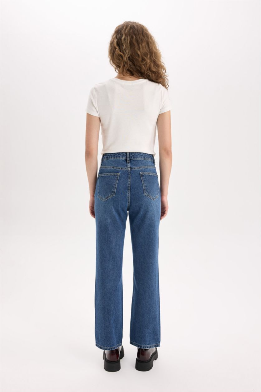 Women Dark Blue Straight Fit Jeans