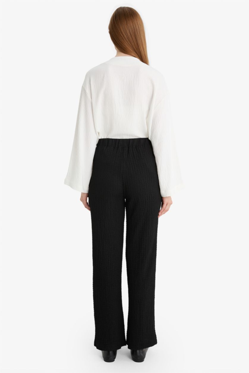 Kadın Siyah Relax Fit Bürümcük Pantolon