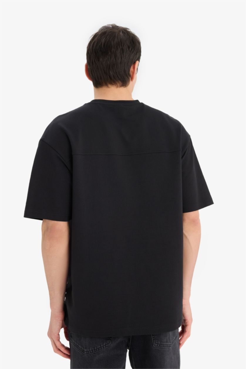 Erkek Siyah Boxy Fit Bisiklet Yaka Baskılı Kısa Kollu Tişört