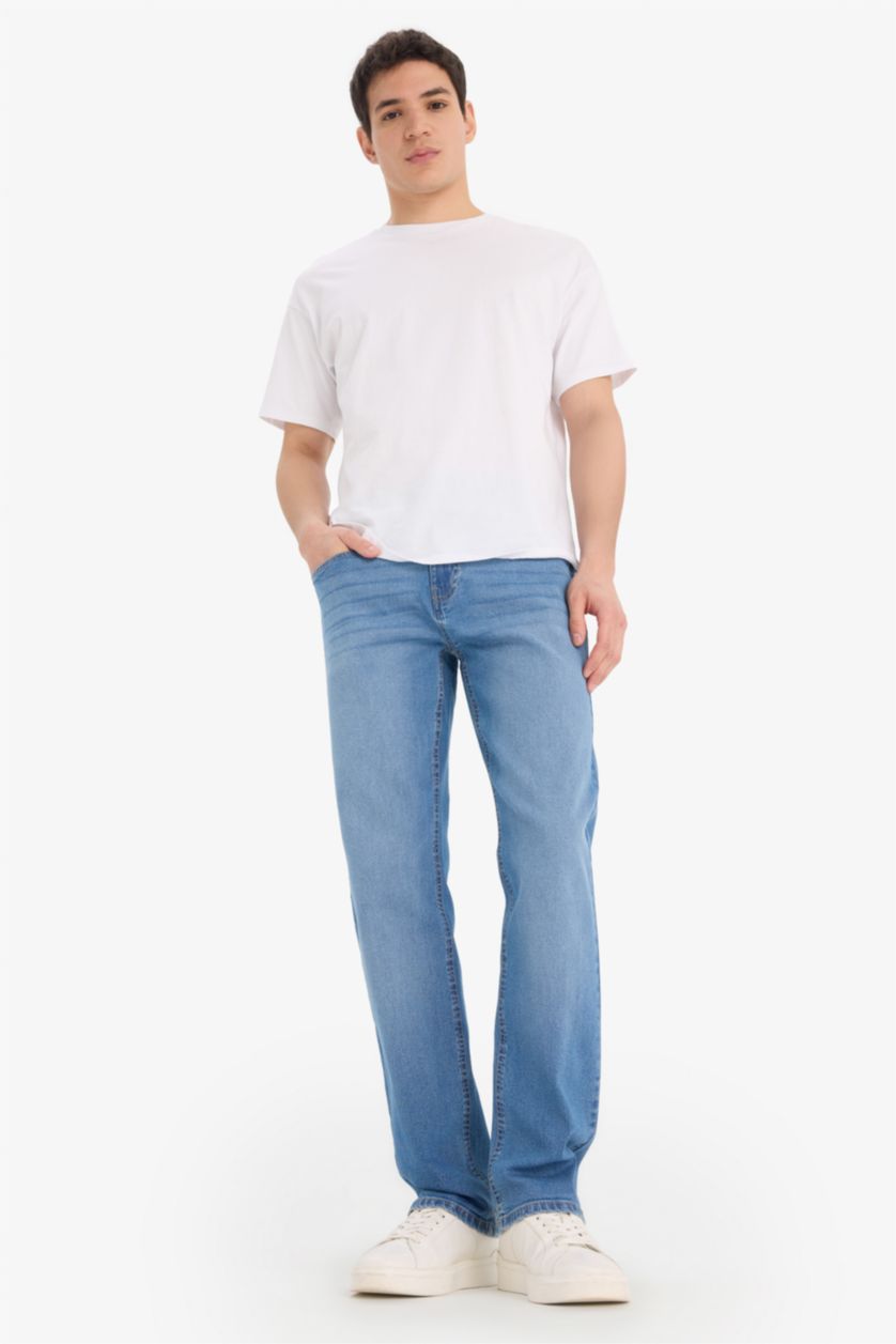 MAN Blue Sergio Regular Fit Normal Waist Straight Jeans