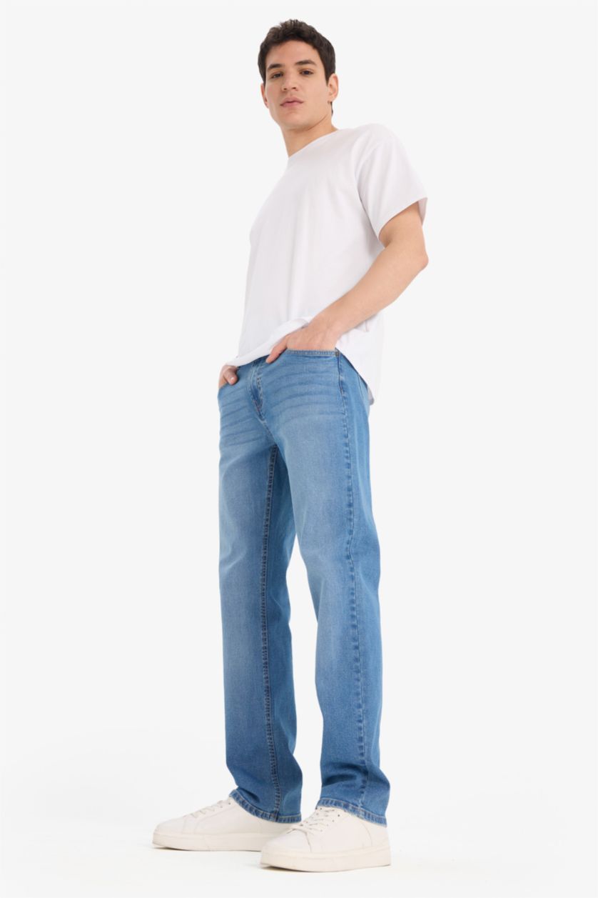 MAN Blue Sergio Regular Fit Normal Waist Straight Jeans