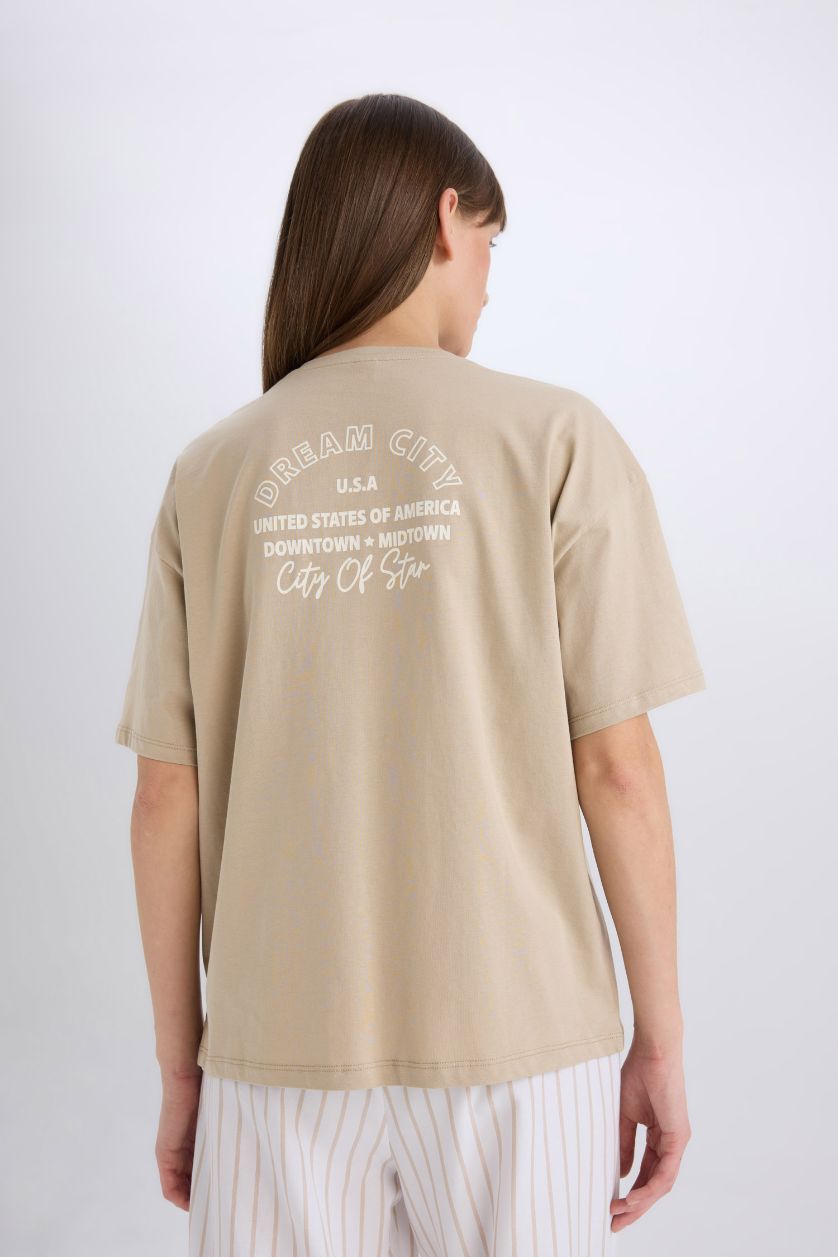 نساء بيج طقم بيجامة مطبوع بقصة عادية من قطعتين من Fall in Love