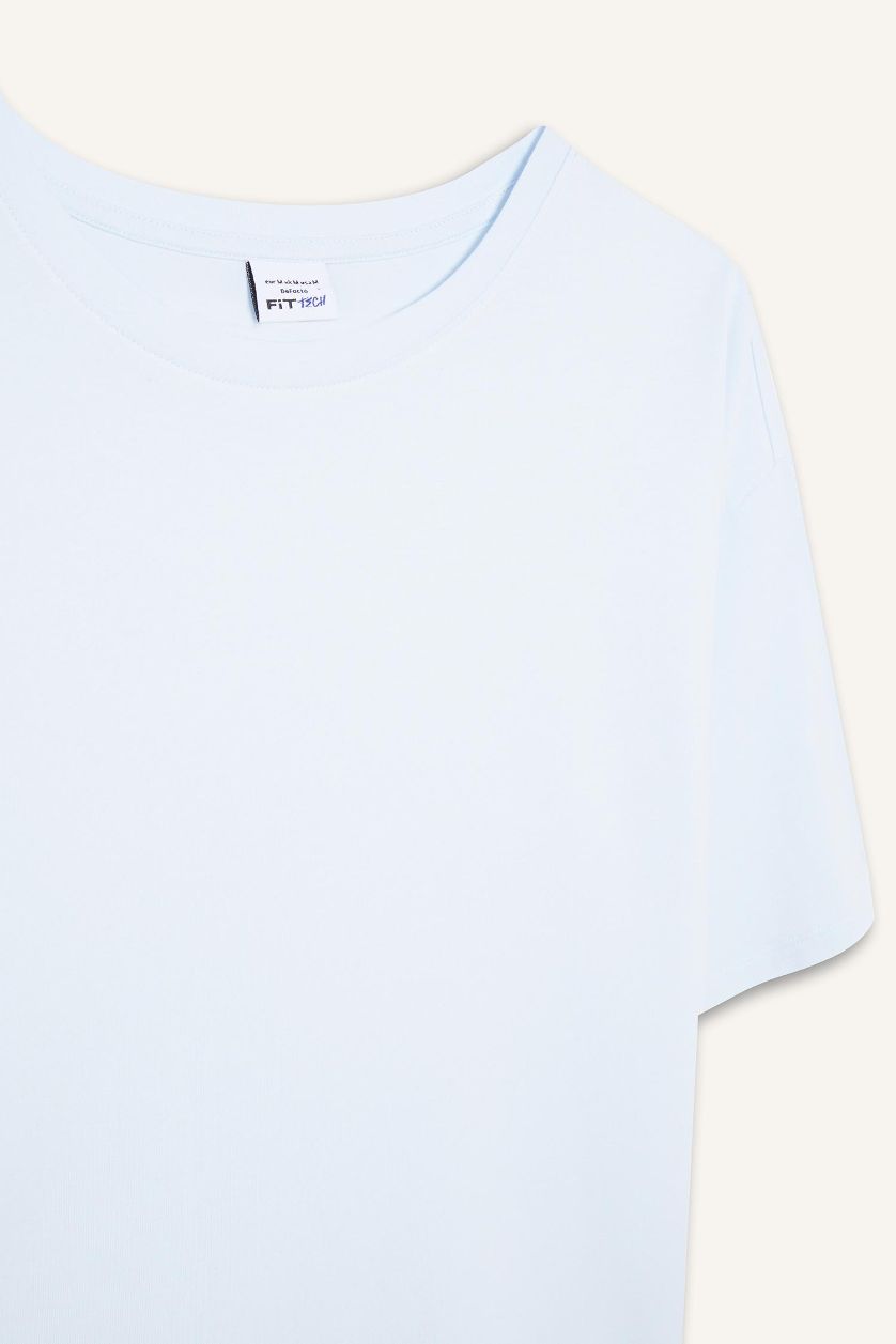 Kadın Açık Mavi Comfort Fit Bisiklet Yaka Sporcu Kısa Kollu Tişört