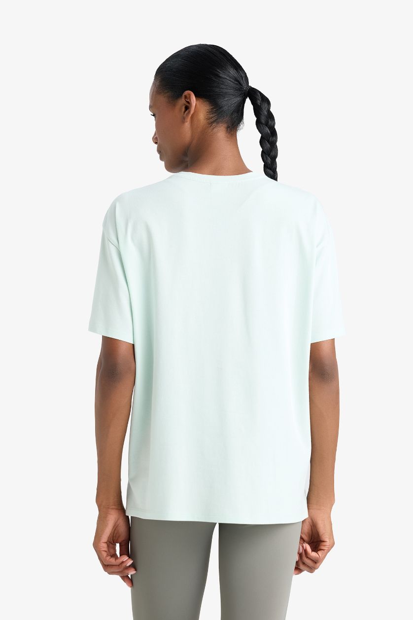 Kadın Mint Comfort Fit Bisiklet Yaka Sporcu Kısa Kollu Tişört