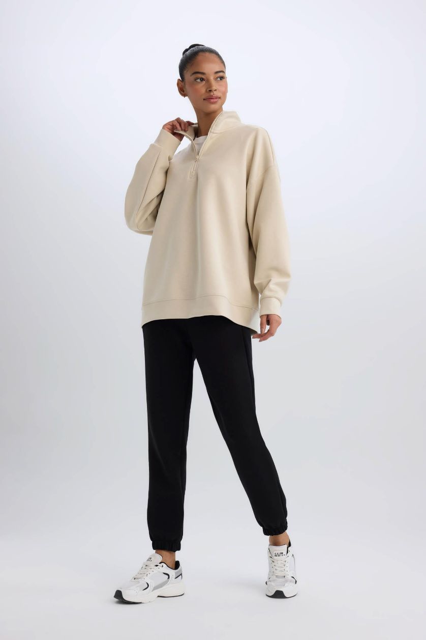 Kadın Siyah Standart Fit Uzun İnce Jogger Eşofman Altı Cepli Beli Paçası Lastikli