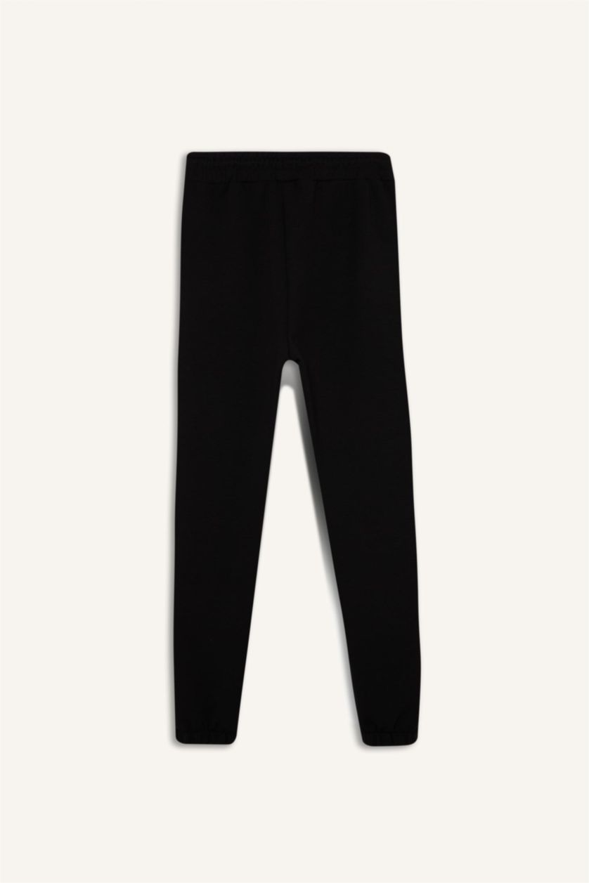 Kadın Siyah Standart Fit Uzun İnce Jogger Eşofman Altı Cepli Beli Paçası Lastikli