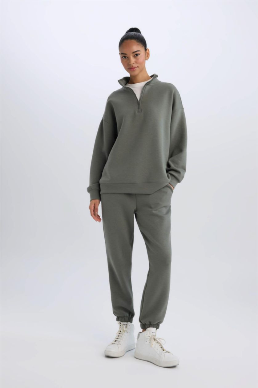 WOMAN Khaki Standard Fit With Pockets Trousers