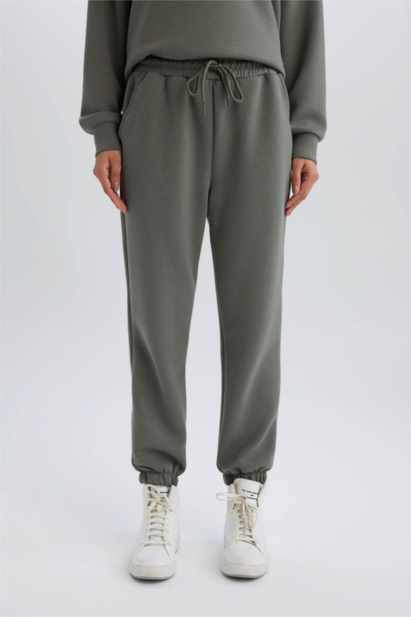 WOMAN Khaki Standard Fit With Pockets Trousers