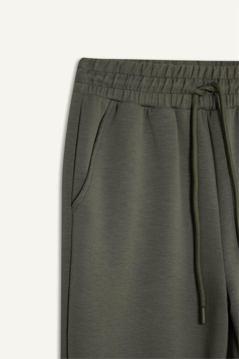 WOMAN Khaki Standard Fit With Pockets Trousers