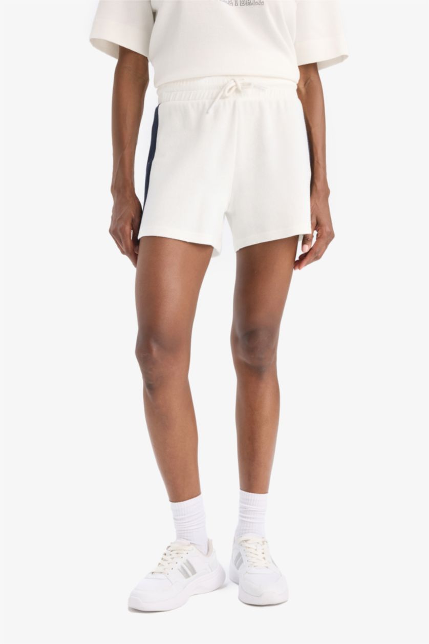 Woman Ecru DeFactoFit Standard Fit Sports Waffle Shorts