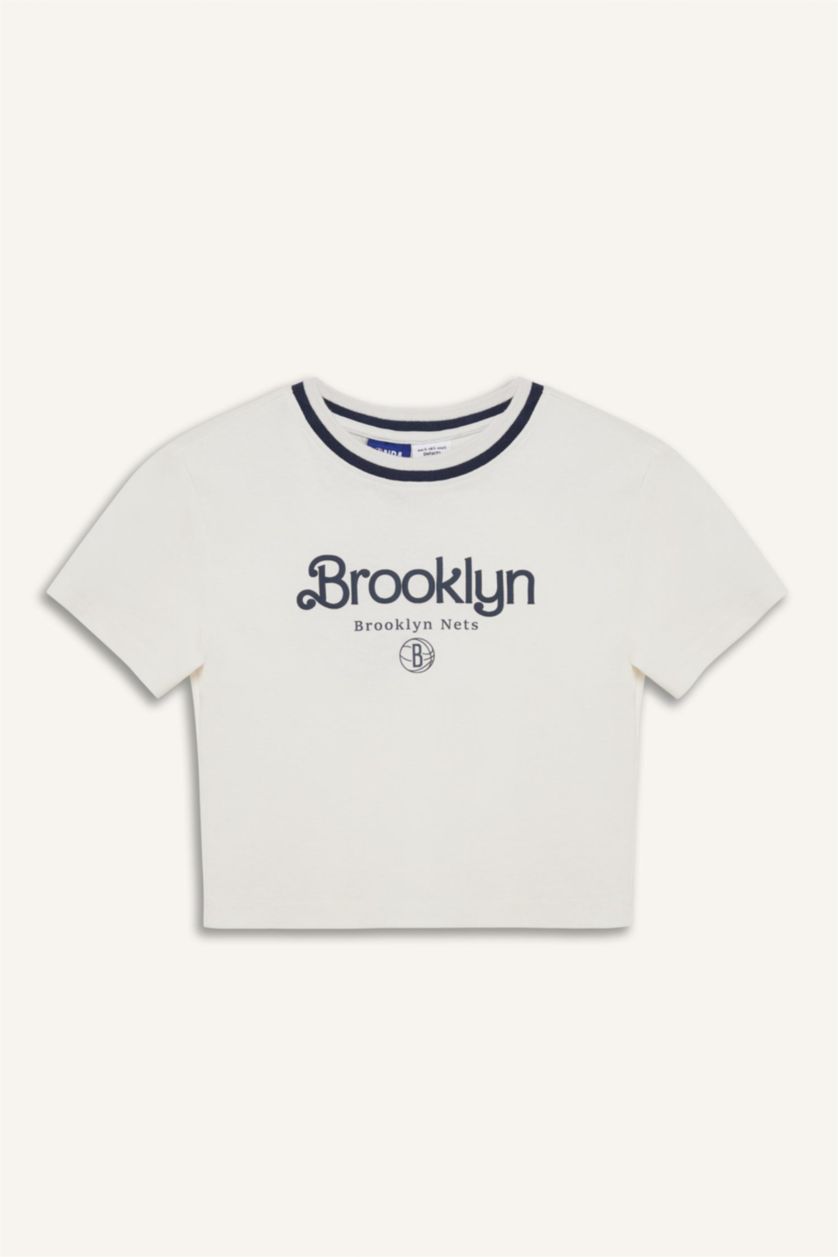 نساء بيج فاتح تيشيرت NBA نص كم سليم فيت برقبة مستديرة من DeFactoFit