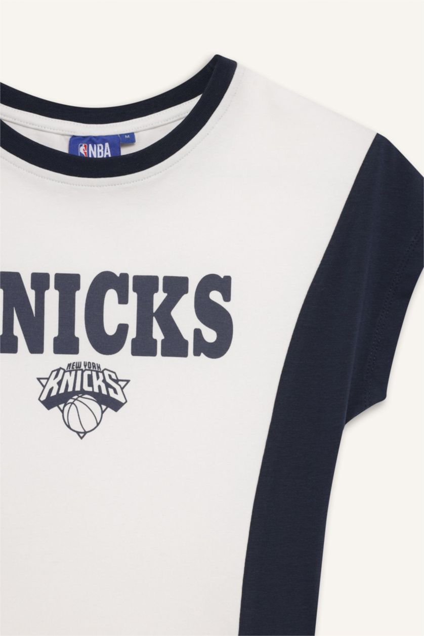 Kadın Ekru NBA Brooklyn Nets Slim Fit Dar Kesim Bisiklet Yaka Kısa Kollu Tişört