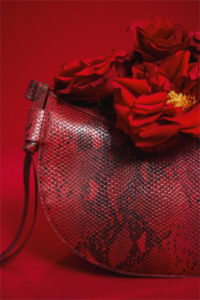 WOMAN Red Woman Faux Leather Snakeskin Patterned Shoulder Bag