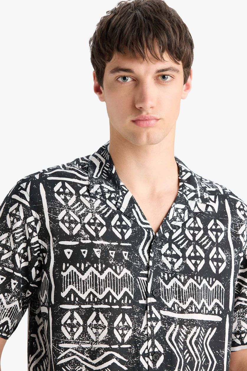 رجال أسود قميص نص ردن قصة عادية بياخة عالية