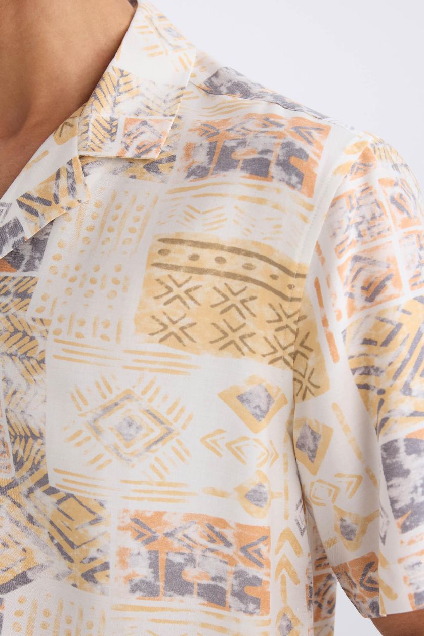 Erkek Taş New Regular Fit Apaş Yaka Desenli Kısa Kollu Gömlek