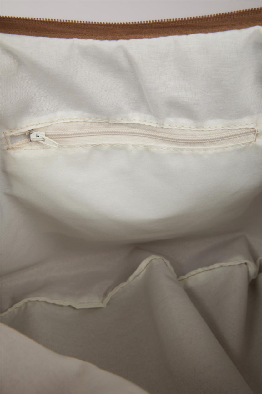Women Beige Shoulder bag