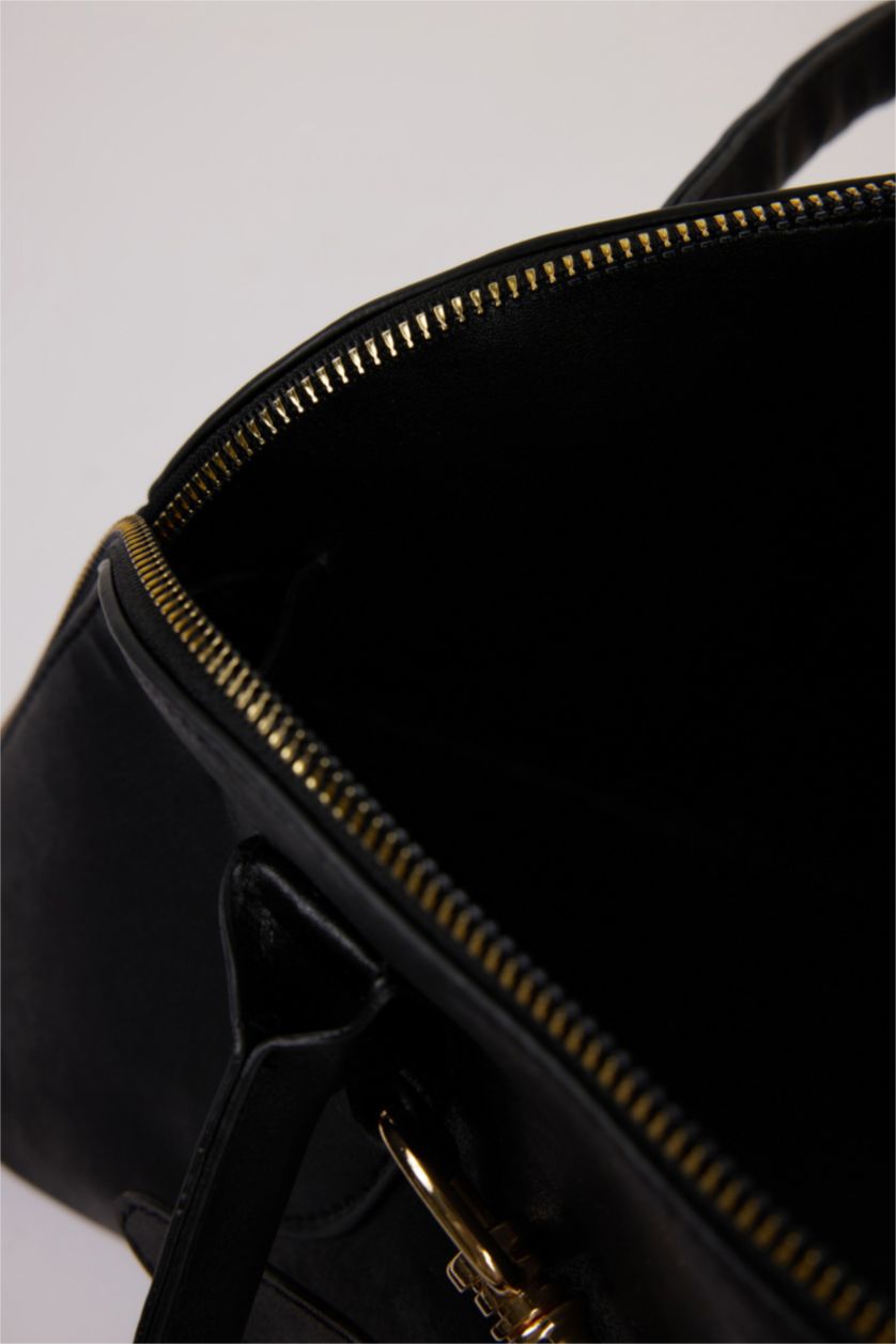 Әйелдерге қара Әйелдерге полиуретан шынжырлы иық сөмкесі