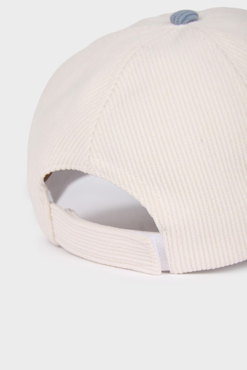 Әйелдерге Ашық Көк Әйелдерге арналған кестелі барқыт кепка