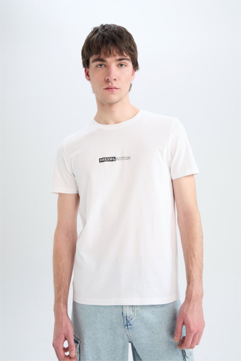 Erkek Beyaz %100 Pamuk Slim Fit Dar Kesim Bisiklet Yaka Baskılı Kısa Kollu Tişört