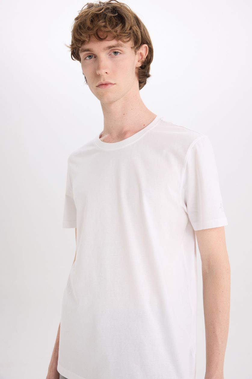 MAN White Cotton Slim Fit Crew Neck Printed Short Sleeve T-Shirt