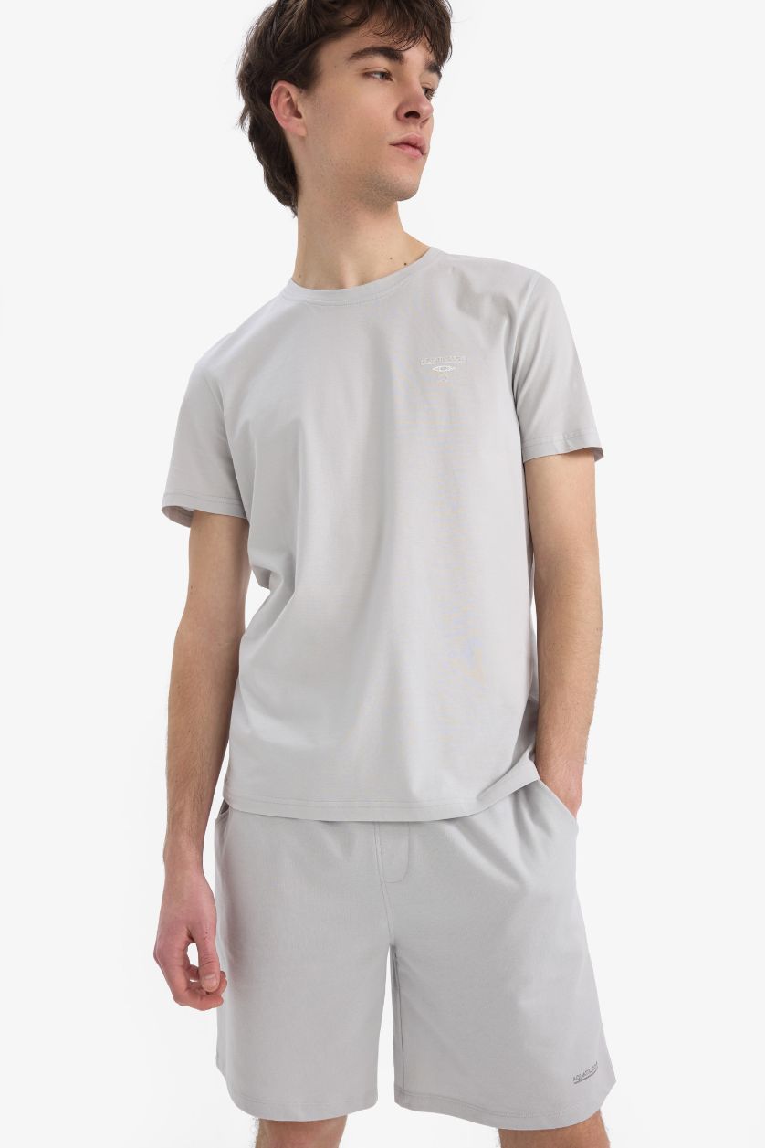 رجالي رمادي فاتح تيشيرت قطن سليم فيت مطبوع برقبة مستديرة