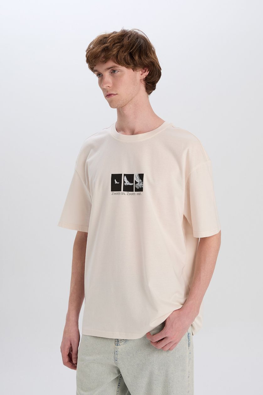 Man Ecru Cotton Boxy Fit Crew Neck Printed T-Shirt