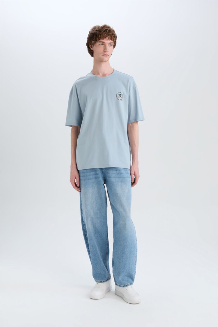 رجالي أزرق فاتح تيشيرت قطن أوفر سايز مطبوع برقبة مستديرة