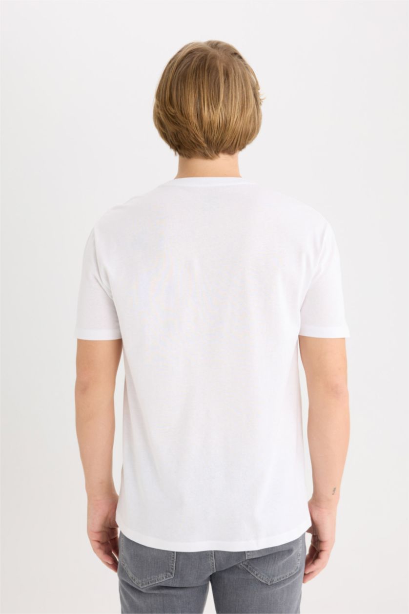 MAN White Regular Fit Crew Neck Short Sleeve T-Shirt