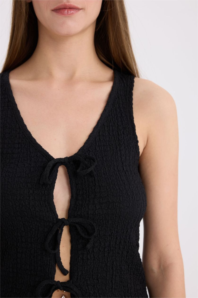 Женщины Черный Майка с V-образным вырезом из жатой ткани