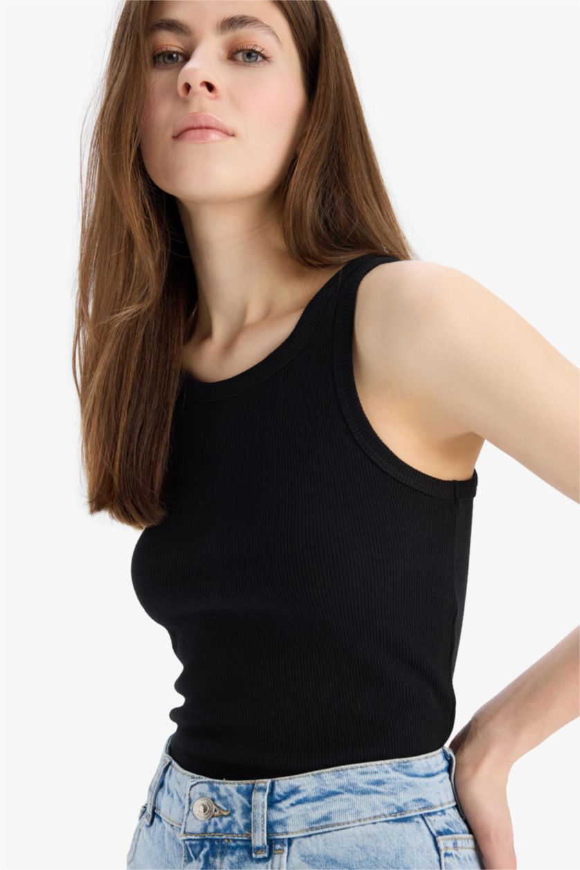 WOMAN Black Slim Fit Camisole Halter Collar Tank Top