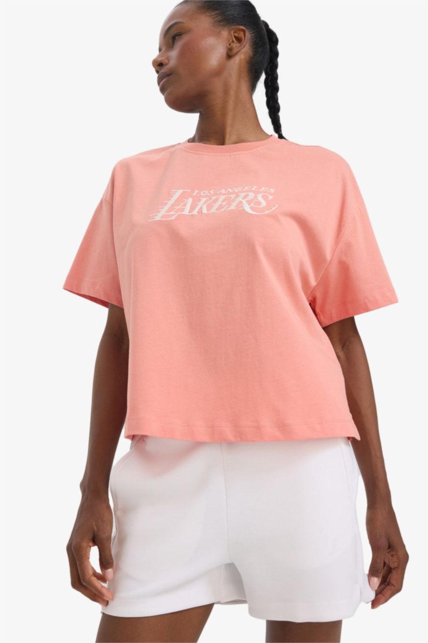 حريمي سيموني تيشيرت اوفر سايز نص كم من لوس أنجلوس ليكرز من DeFactoFit