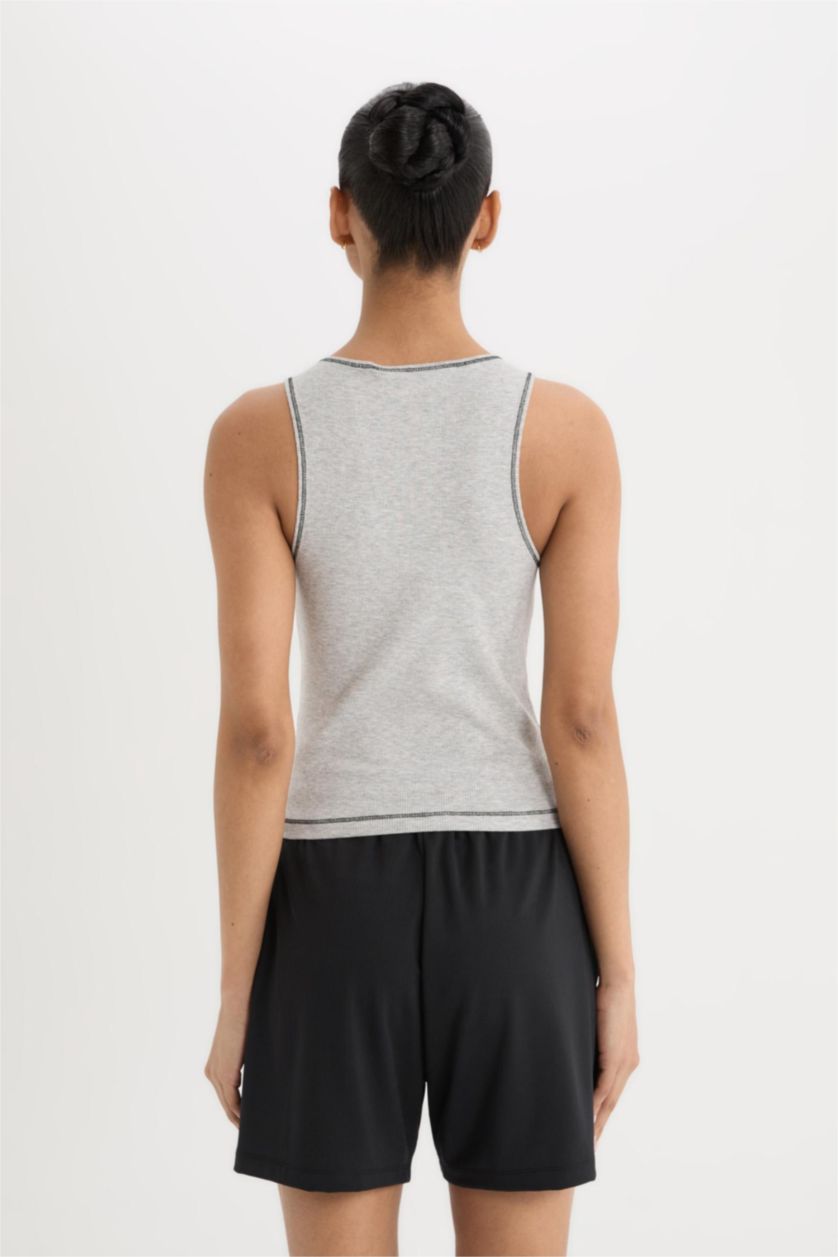 نساء ميلانج رمادي فاتح ديباردور مضلع قصة عادية بياقة مستديرة بدون كم