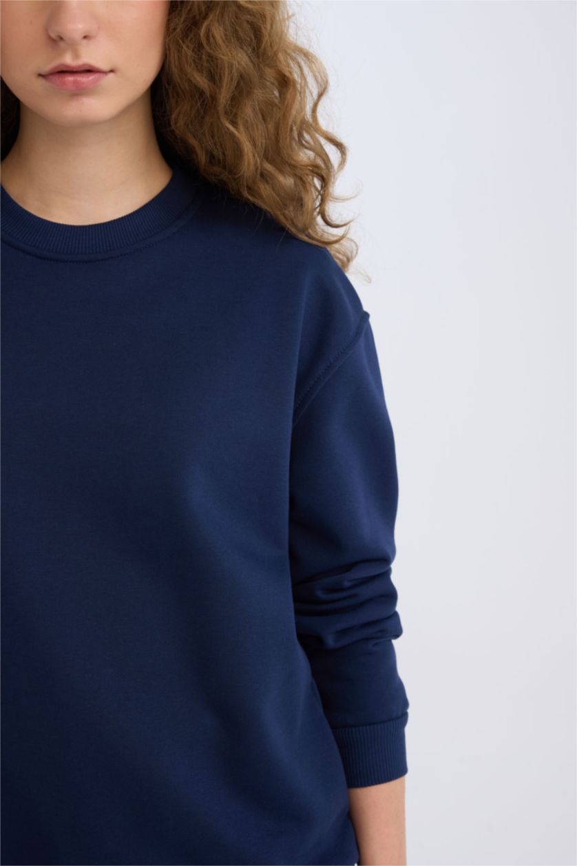 Kadın Lacivert Oversize Geniş Kalıp Bisiklet Yaka Basic Düz Kalın Sweatshirt