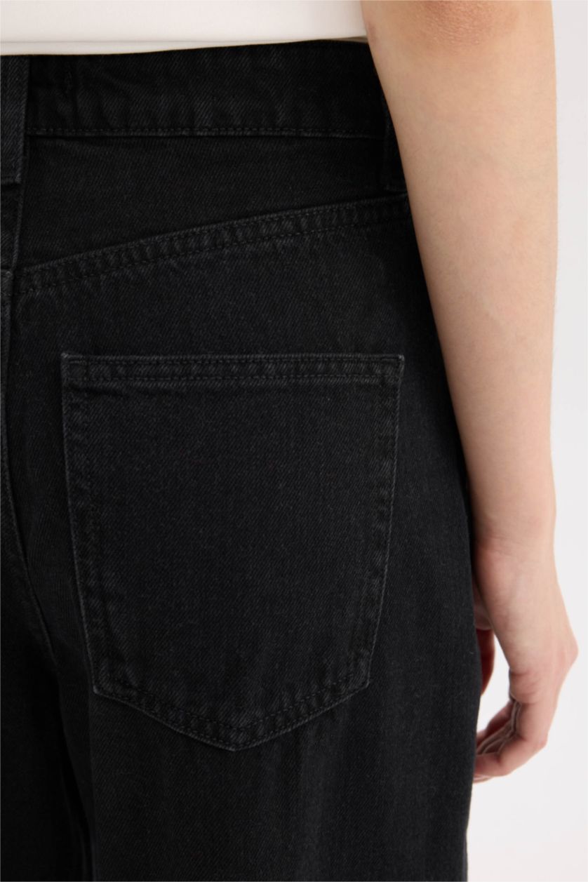 WOMAN Black Short Wide Leg High Waist Crop Washed Jeans