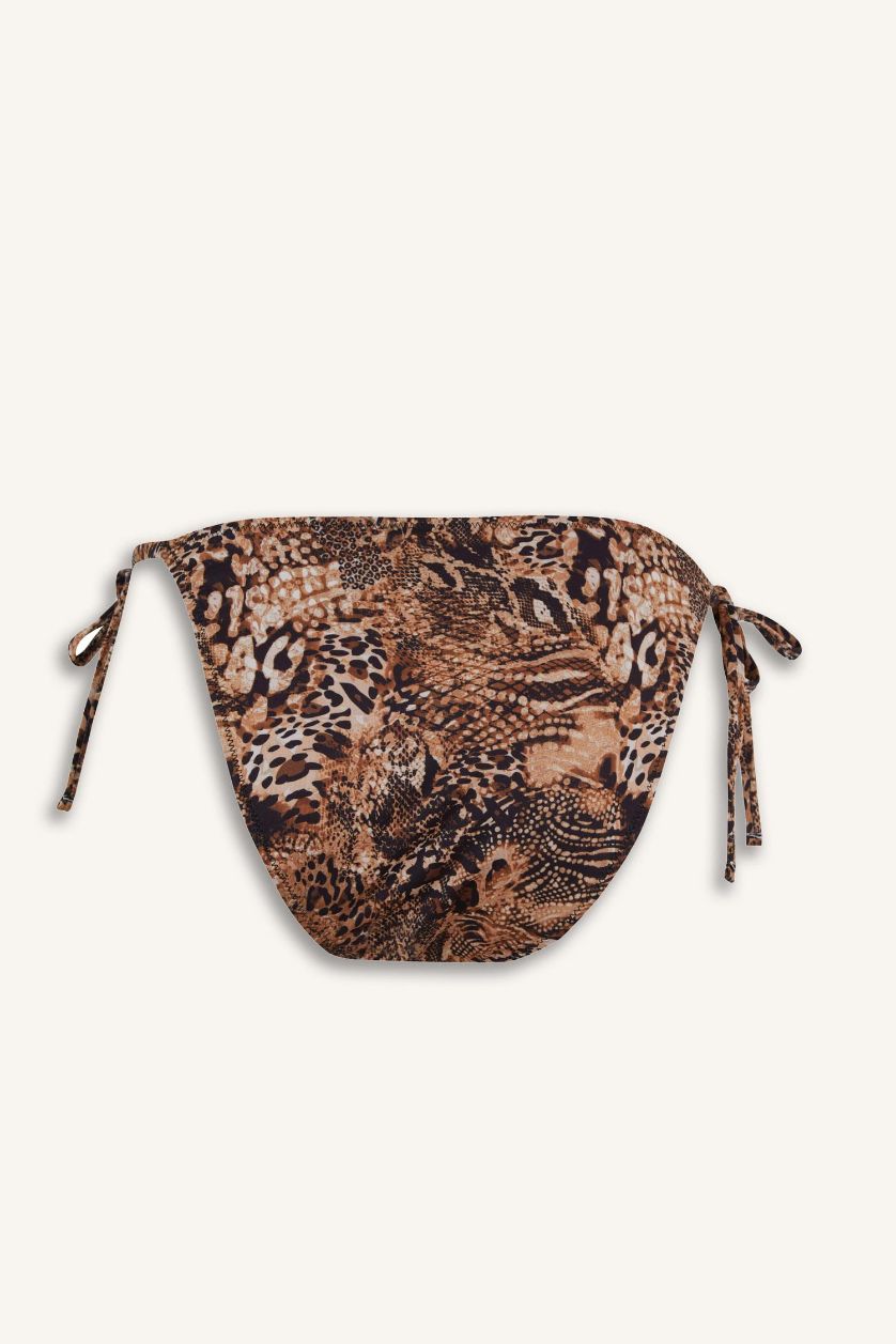 Kadın Siyah Regular Fit Leopar Desenli Bikini Alt