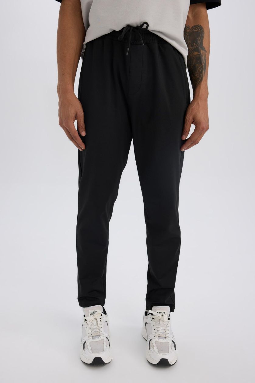 Erkek Siyah Sporcu Jogger Eşofman Altı Slim Fit Dar Kesim Standart Paça Skuba Dalgıç Kumaş Beli Lastikli Düz Paça