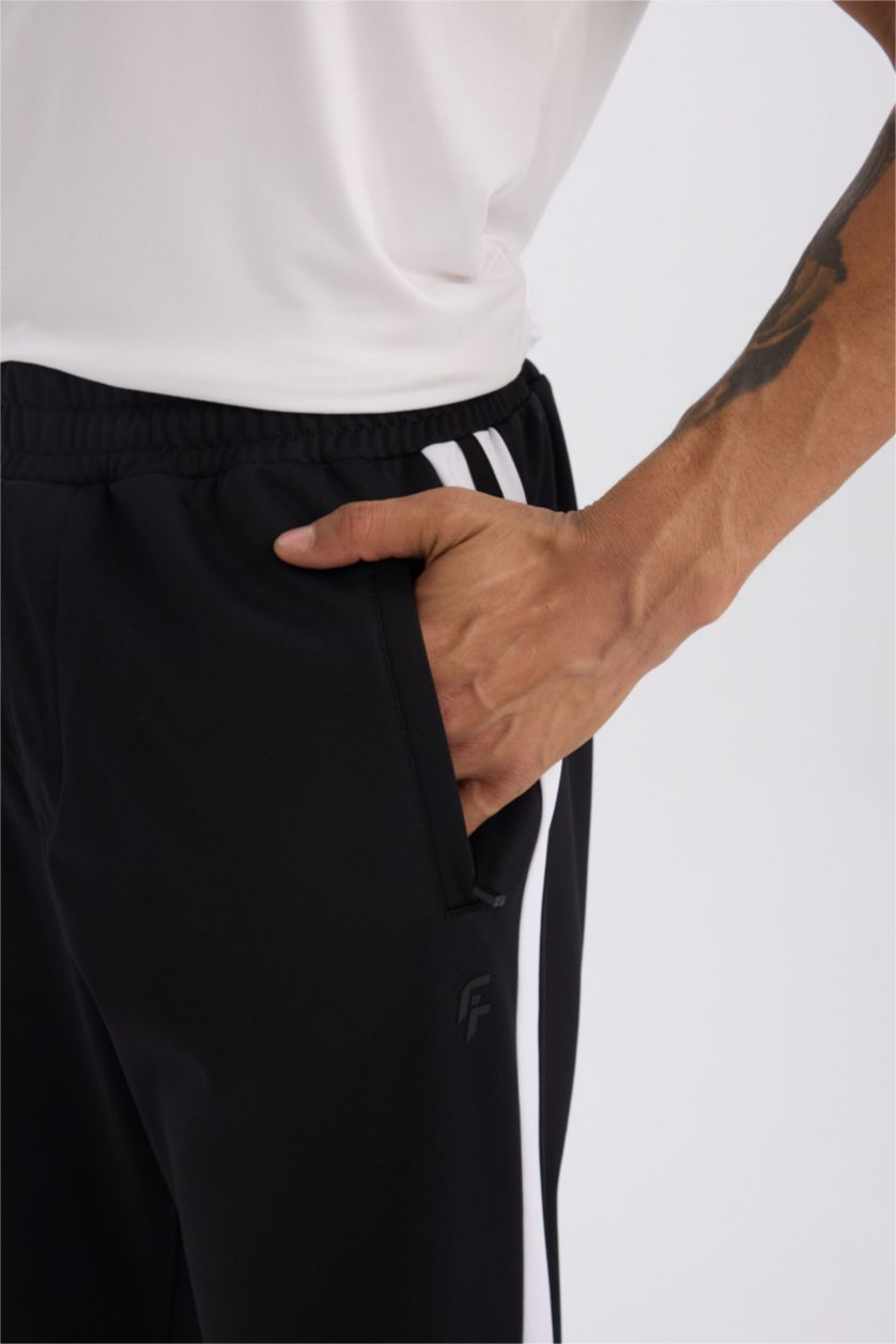 Erkek Siyah Sporcu Jogger Eşofman Altı Standart Fit Standart Paça Skuba Dalgıç Kumaş Beli Lastikli Düz Paça