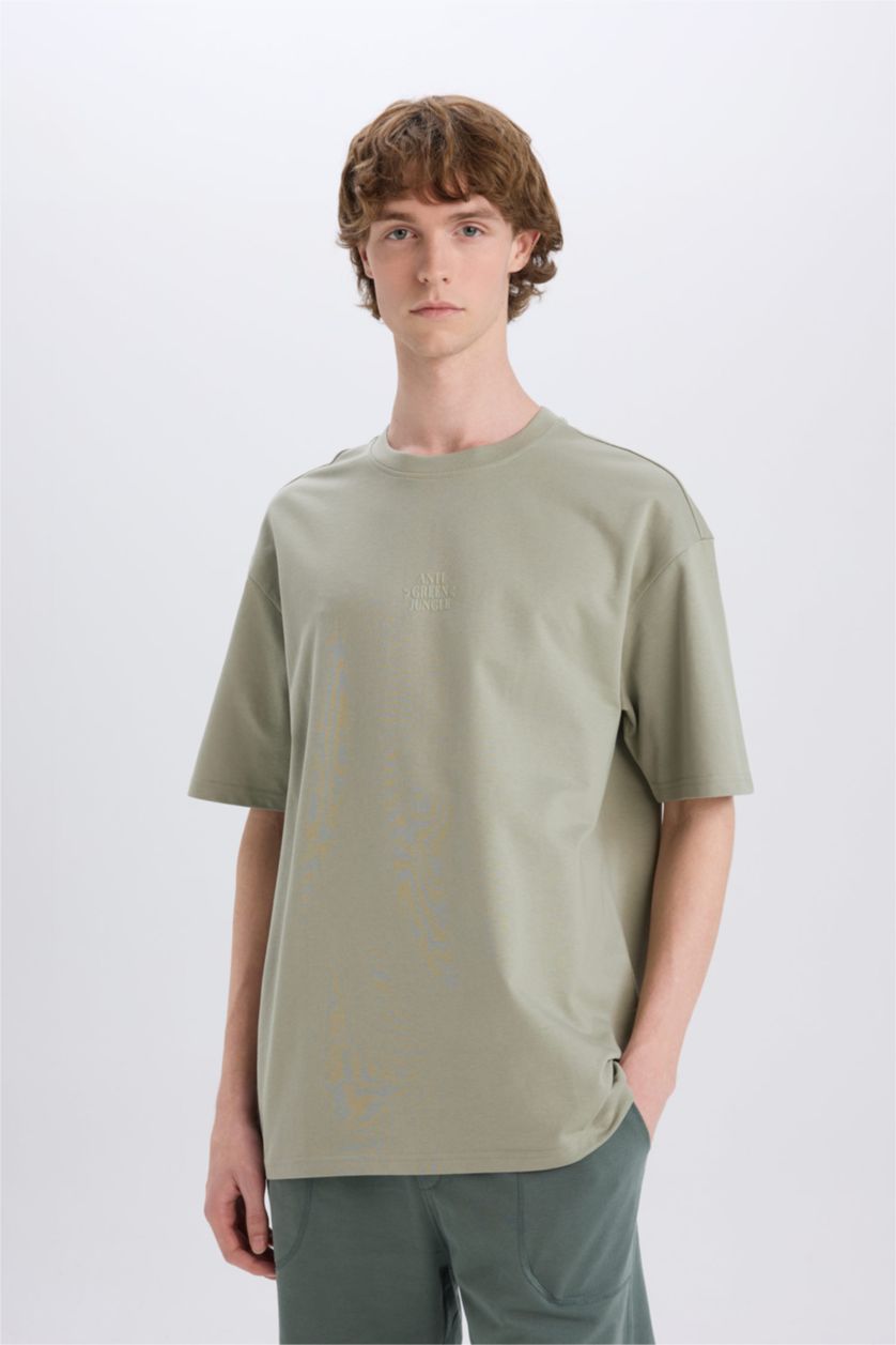 Erkek Yeşil %100 Pamuk Boxy Fit Bisiklet Yaka Sırt Baskılı Kısa Kollu Tişört