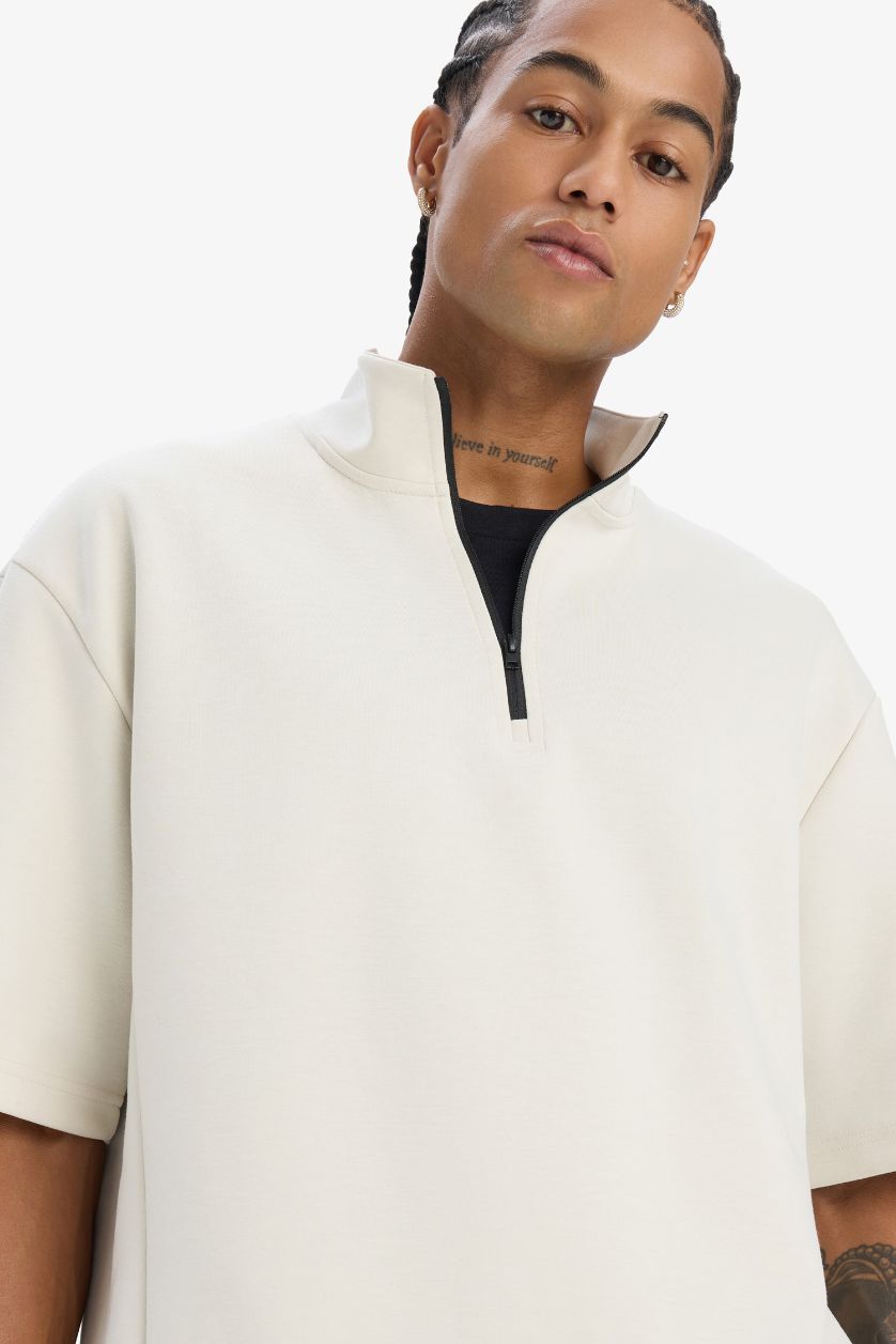 Erkek Taş Standart Fit Dik Yaka Fermuarlı Sporcu Kısa Kollu Skuba Dalgıç Kumaş Tişört