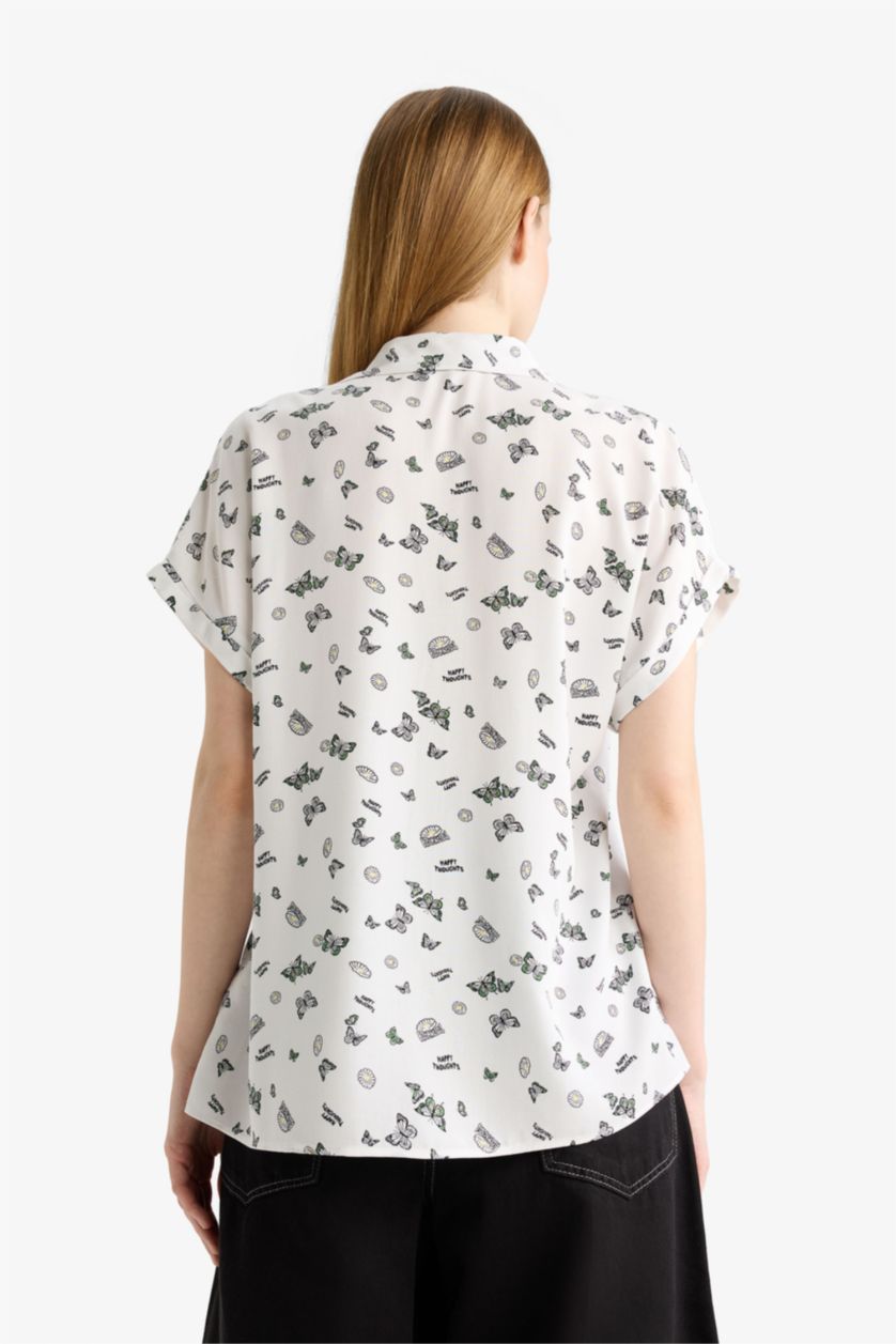 حريمي أبيض قميص ابيض نص كم مطبوع فيسكوز قصة عادية