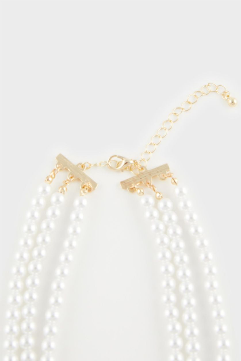 Kadın Beyaz Kadın İnci Detaylı Kolye