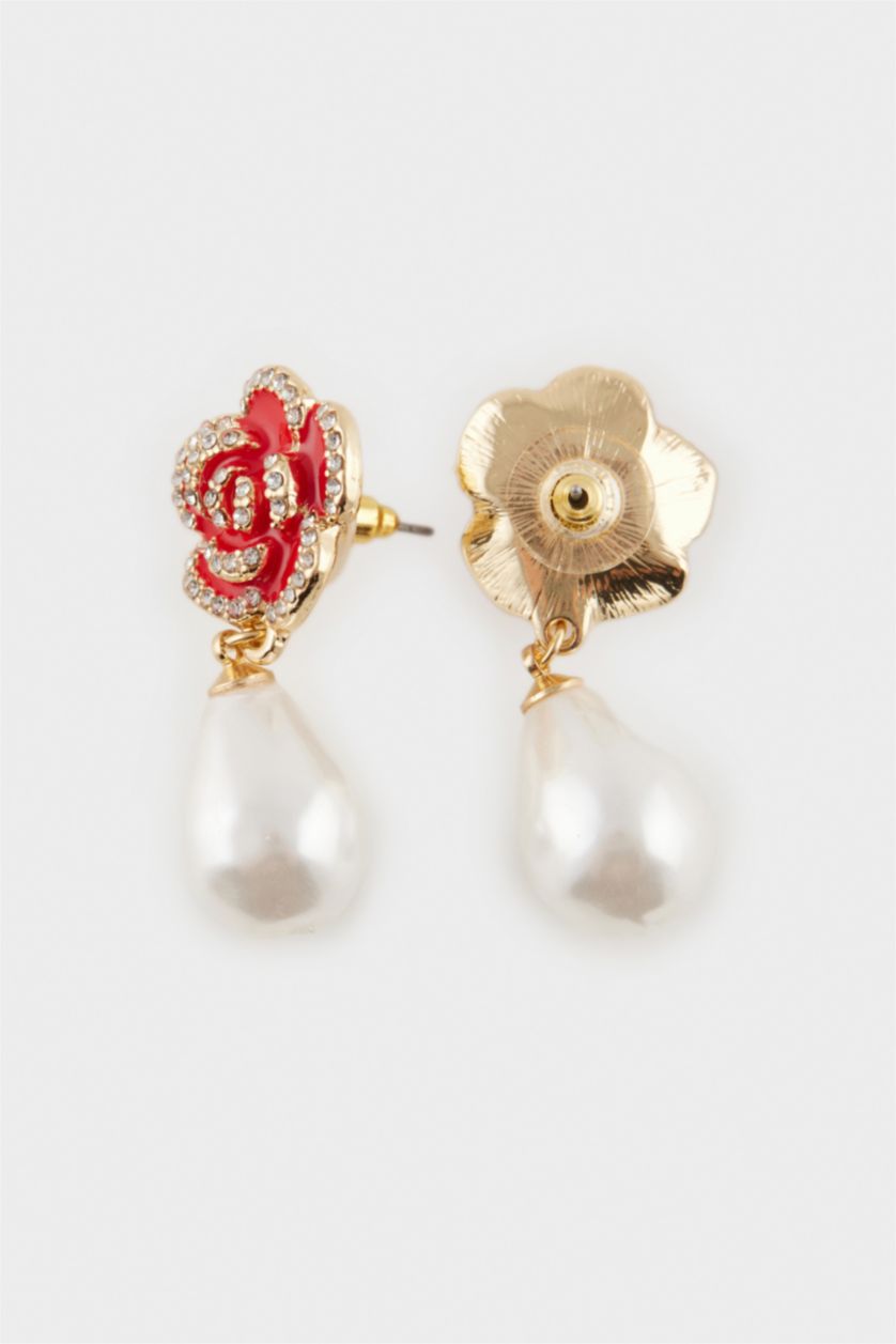 Woman Karma Woman Flower and Pearl Detailed 2 Piece Earrings