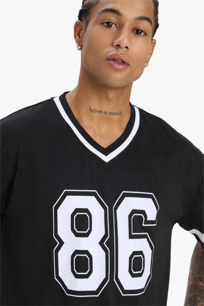 Erkek Siyah Hızlı Kuruyan Oversize Geniş Kalıp V Yaka Baskılı Sporcu Kısa Kollu Tişört