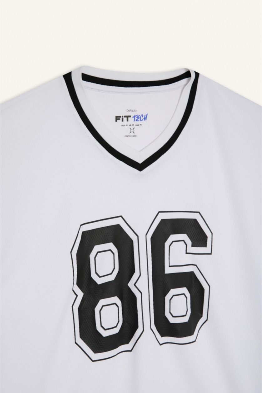 Erkek Beyaz Hızlı Kuruyan Oversize Geniş Kalıp V Yaka Baskılı Sporcu Kısa Kollu Tişört