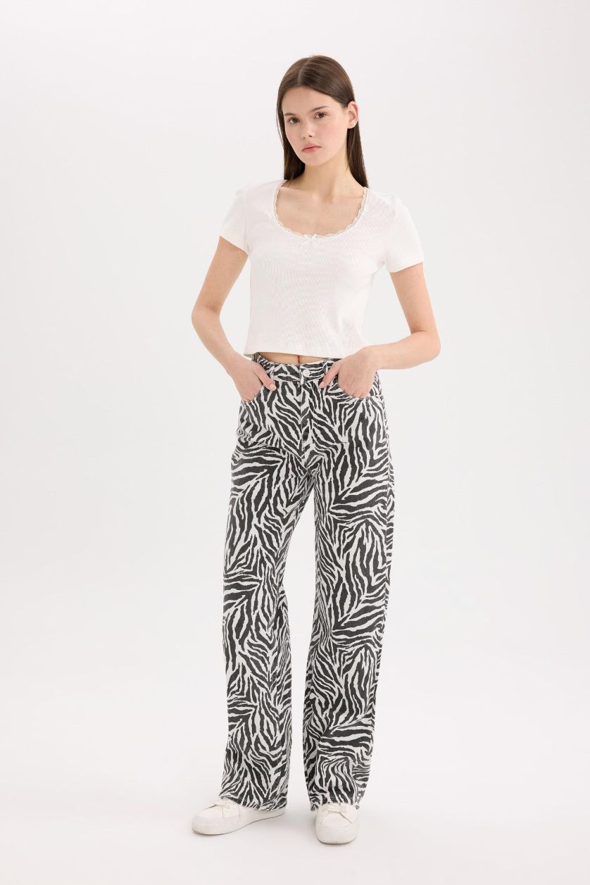 Kadın Siyah Straight Fit Gabardin Pantolon Zebra Desenli Normal Bel Standart Boy