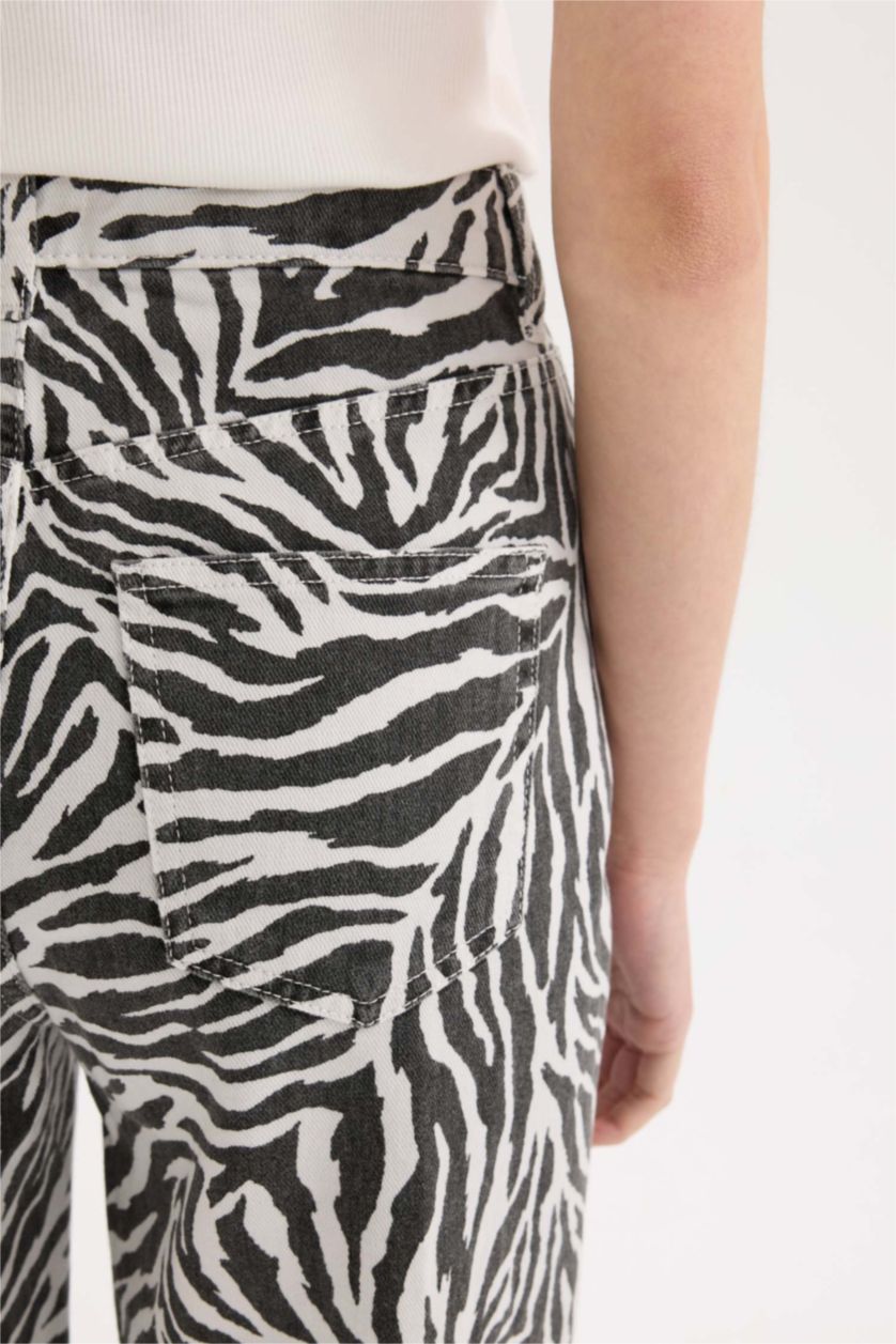 Kadın Siyah Straight Fit Gabardin Pantolon Zebra Desenli Normal Bel Standart Boy