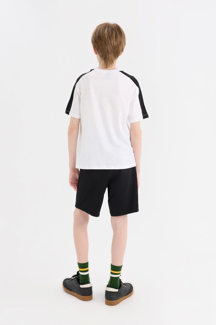 Erkek Çocuk - Genç Erkek Beyaz Xbox 2'li Takım Kısa Kollu Tişört Beli Lastikli Şort Erkek Çocuk
